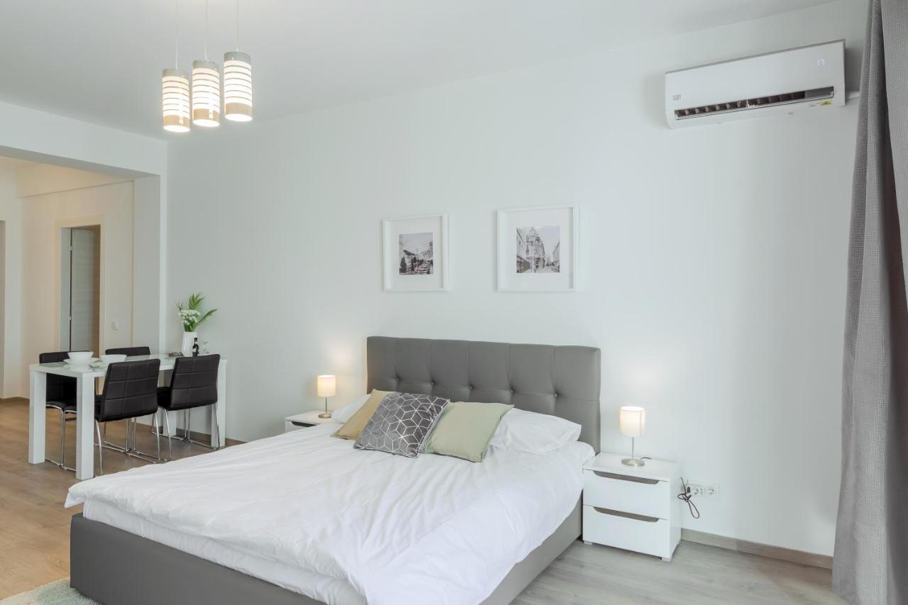 Atlas Unirii: Upscale Flats In The Heart Of Bucharest! Екстер'єр фото