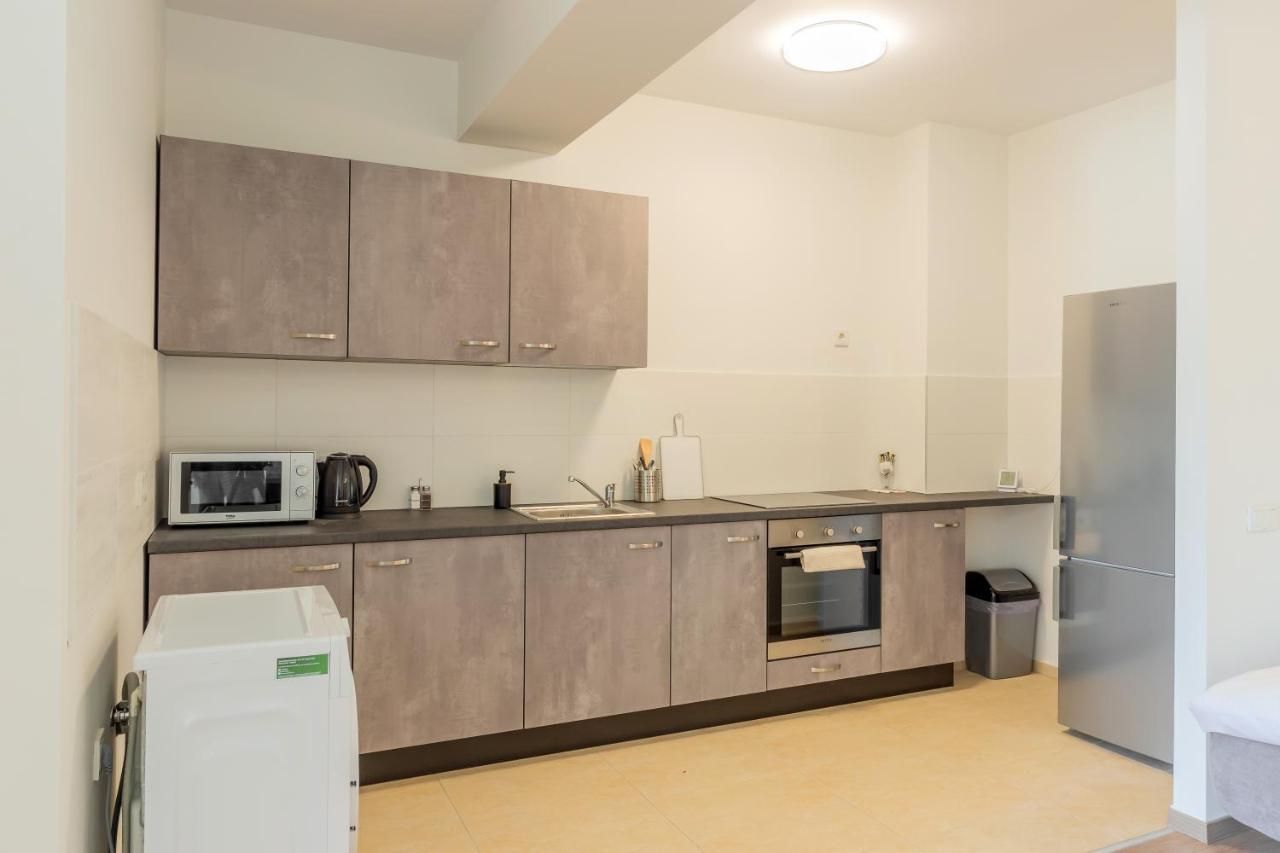 Atlas Unirii: Upscale Flats In The Heart Of Bucharest! Екстер'єр фото