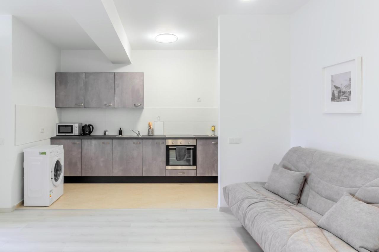 Atlas Unirii: Upscale Flats In The Heart Of Bucharest! Екстер'єр фото