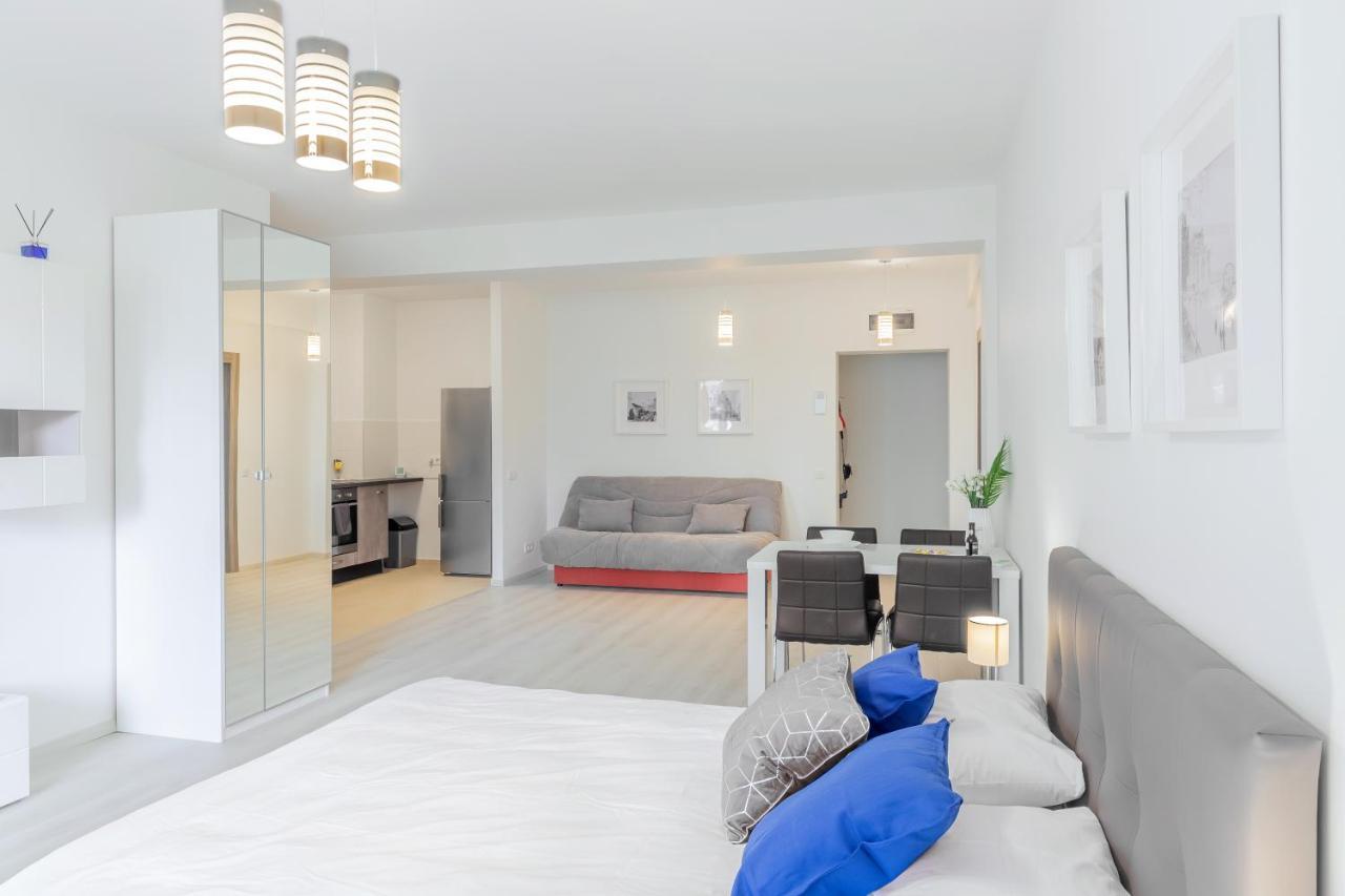 Atlas Unirii: Upscale Flats In The Heart Of Bucharest! Екстер'єр фото