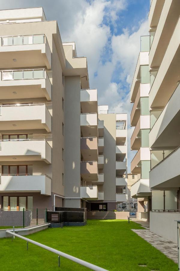 Atlas Unirii: Upscale Flats In The Heart Of Bucharest! Екстер'єр фото